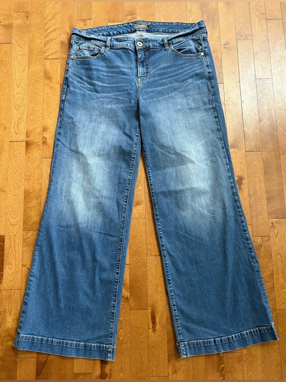 Torrid Wide Leg Flare Jeans Medium Wash Size 18T Tall